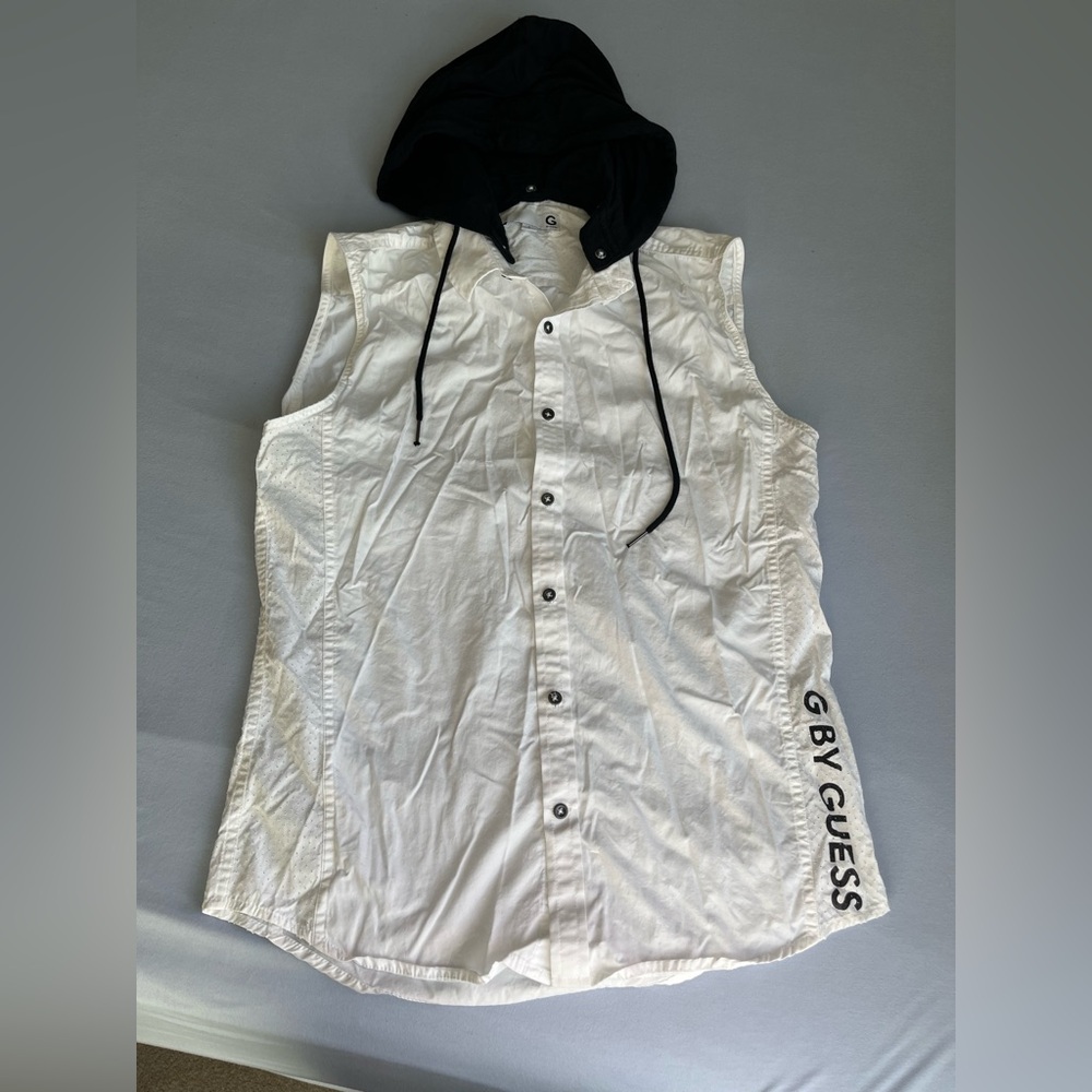 Men’s small tank top with hood/ removable hood G by Guess